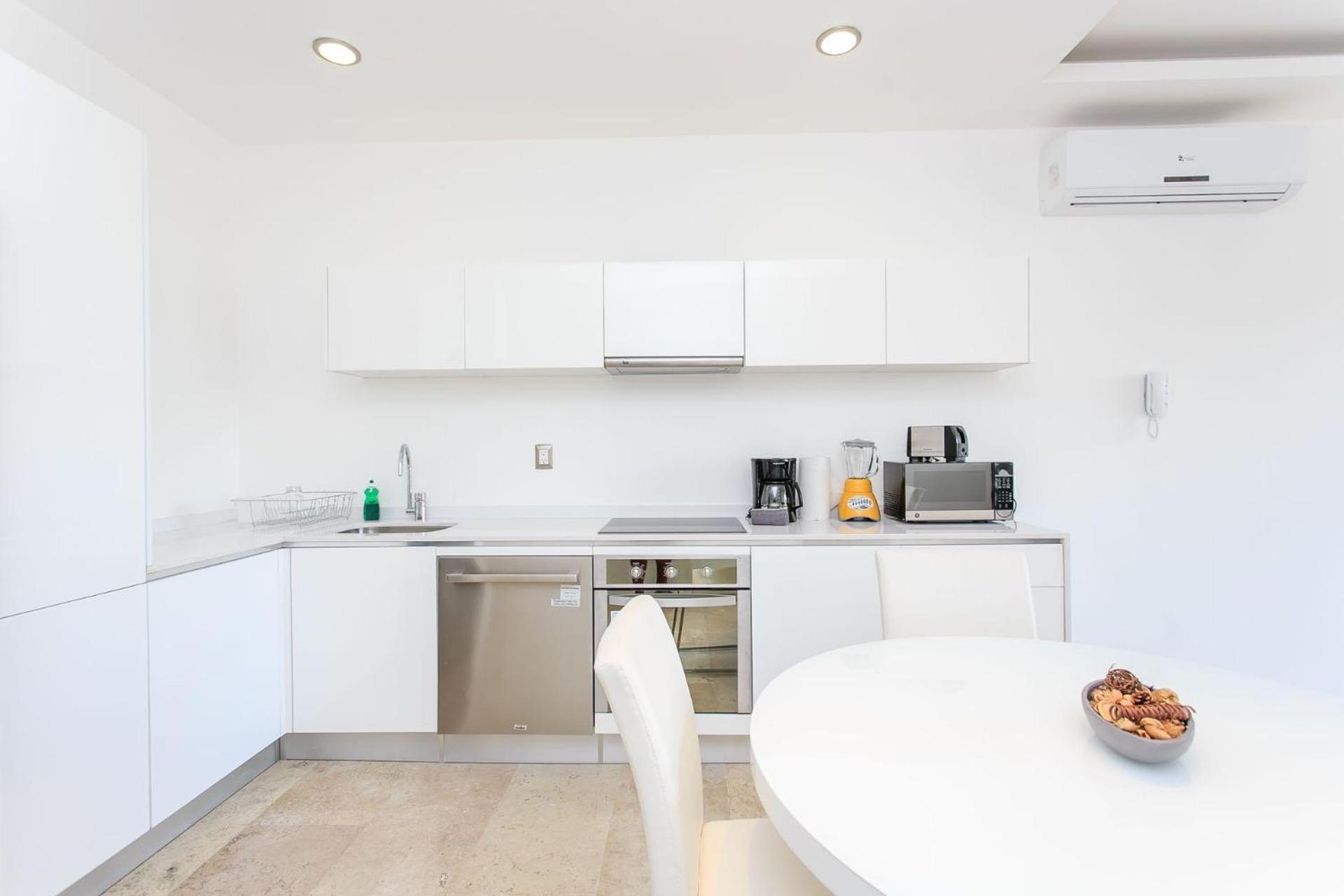 Menesse-2bedrooms-perfectspot Steps To The Ocean